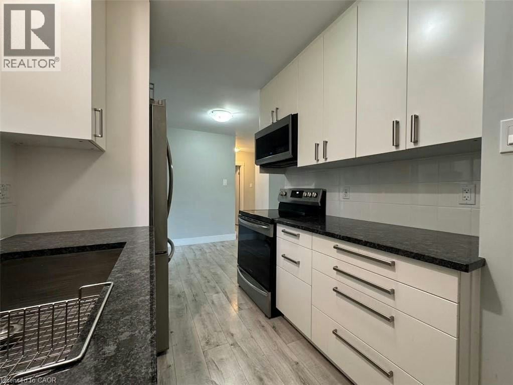 Main Level-131 Kinzie Avenue, Kitchener, ON, N2A 2J7 - 6