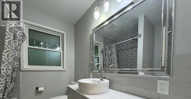 Main Level-131 Kinzie Avenue, Kitchener, ON, N2A 2J7 - 11