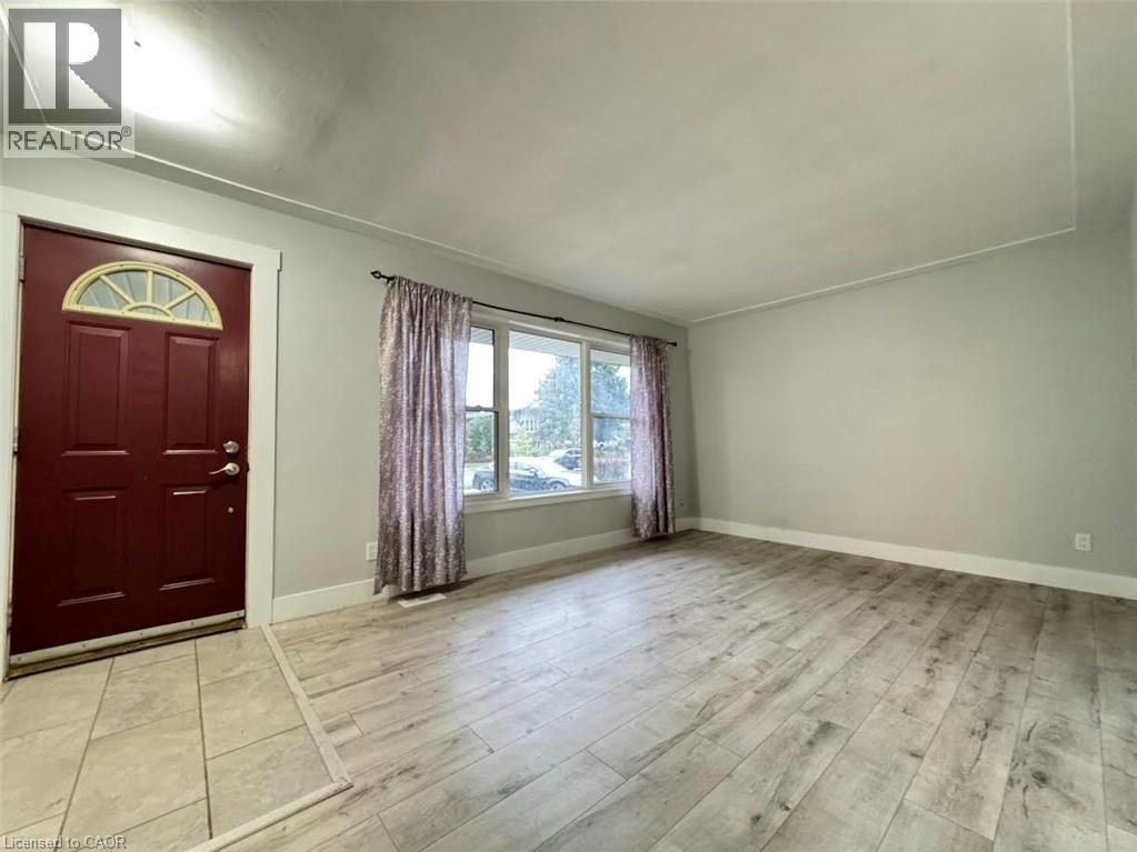 Main Level-131 Kinzie Avenue, Kitchener, ON, N2A 2J7 - 8