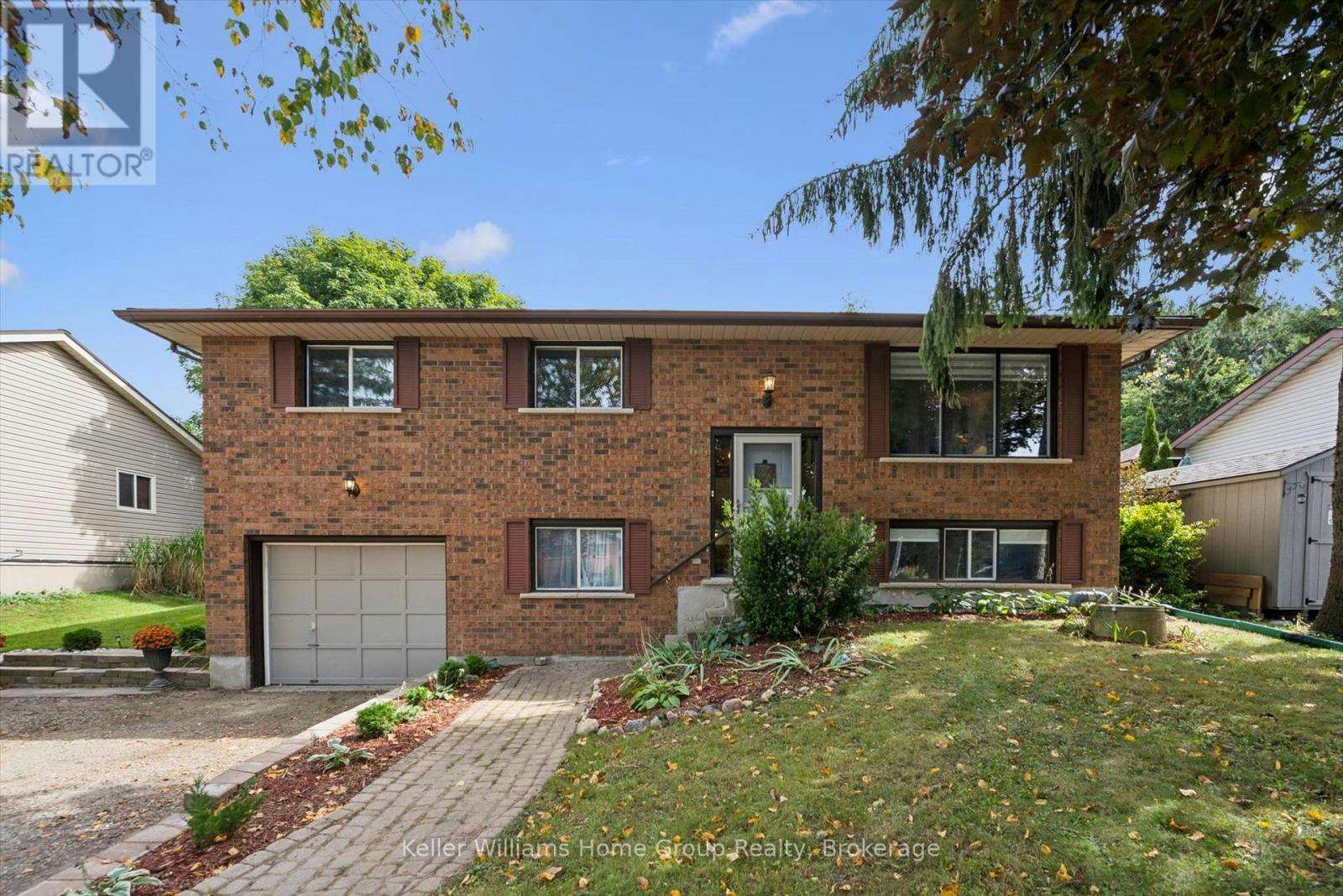 66 Woolwich Street W, Centre Wellington, ON, N0B 1S0