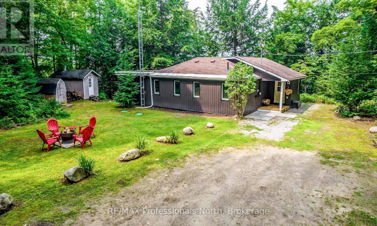 1813 Kashagawigamog Lake Road