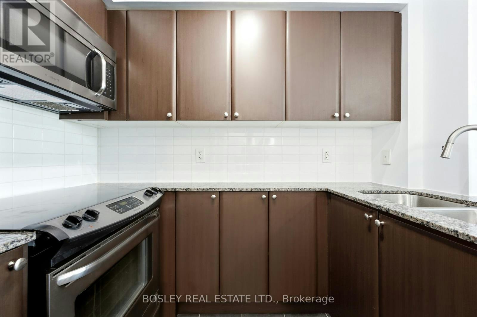 633-525 Wilson Avenue, Toronto, ON, M3H 0A7 - 10
