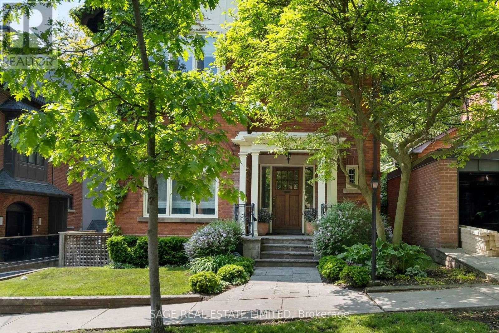 104 Park Road, Toronto, ON, M4W 2N7