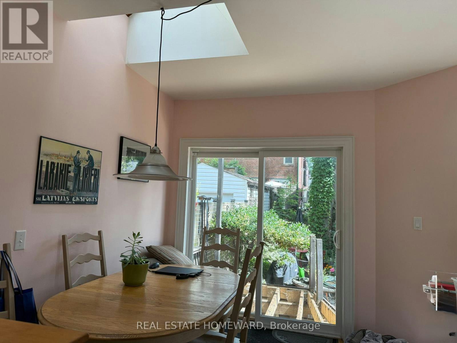 61 Normandy Boulevard, Toronto, ON, M4L 3K4 - 9
