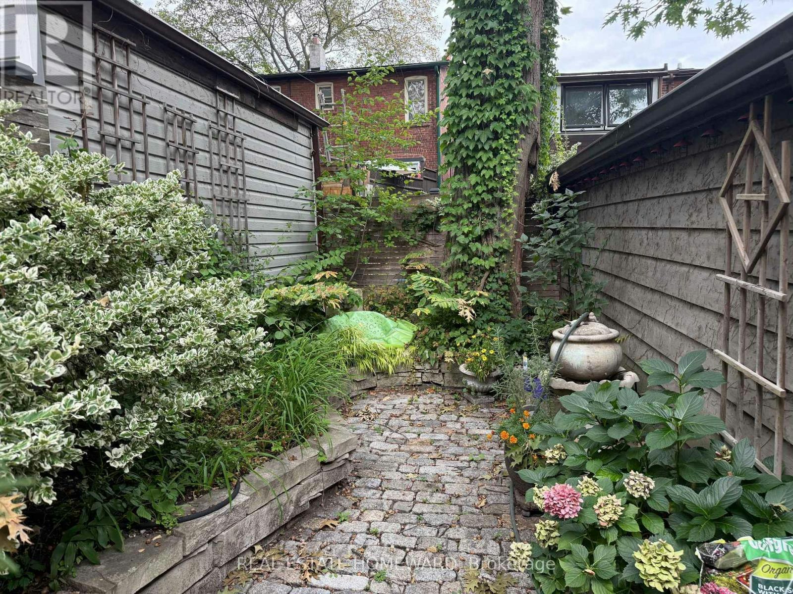 61 Normandy Boulevard, Toronto, ON, M4L 3K4 - 13