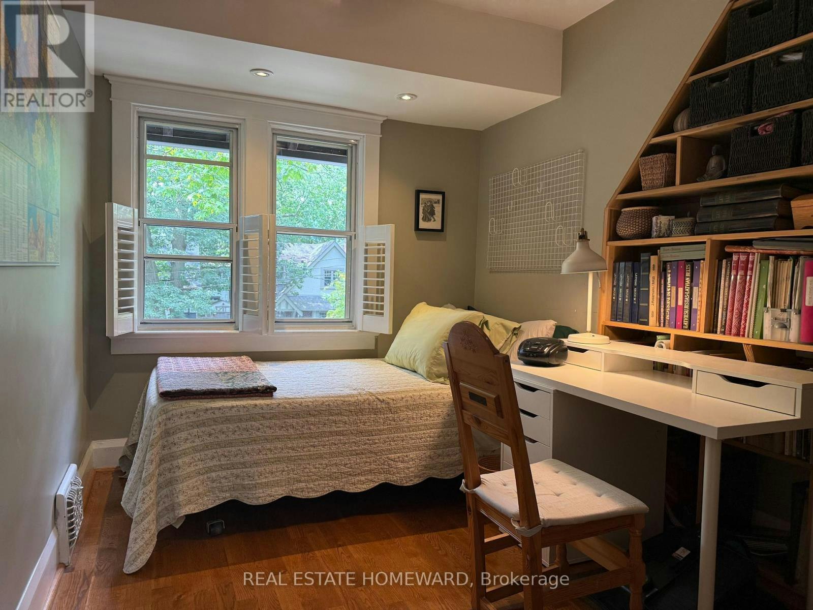 61 Normandy Boulevard, Toronto, ON, M4L 3K4 - 11