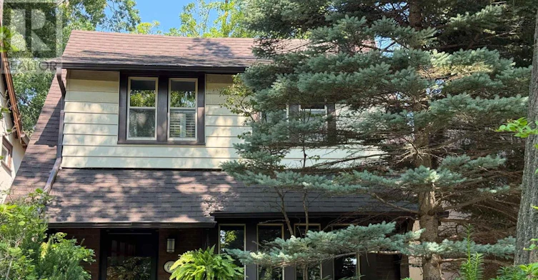 61 Normandy Boulevard, Toronto, ON, M4L 3K4