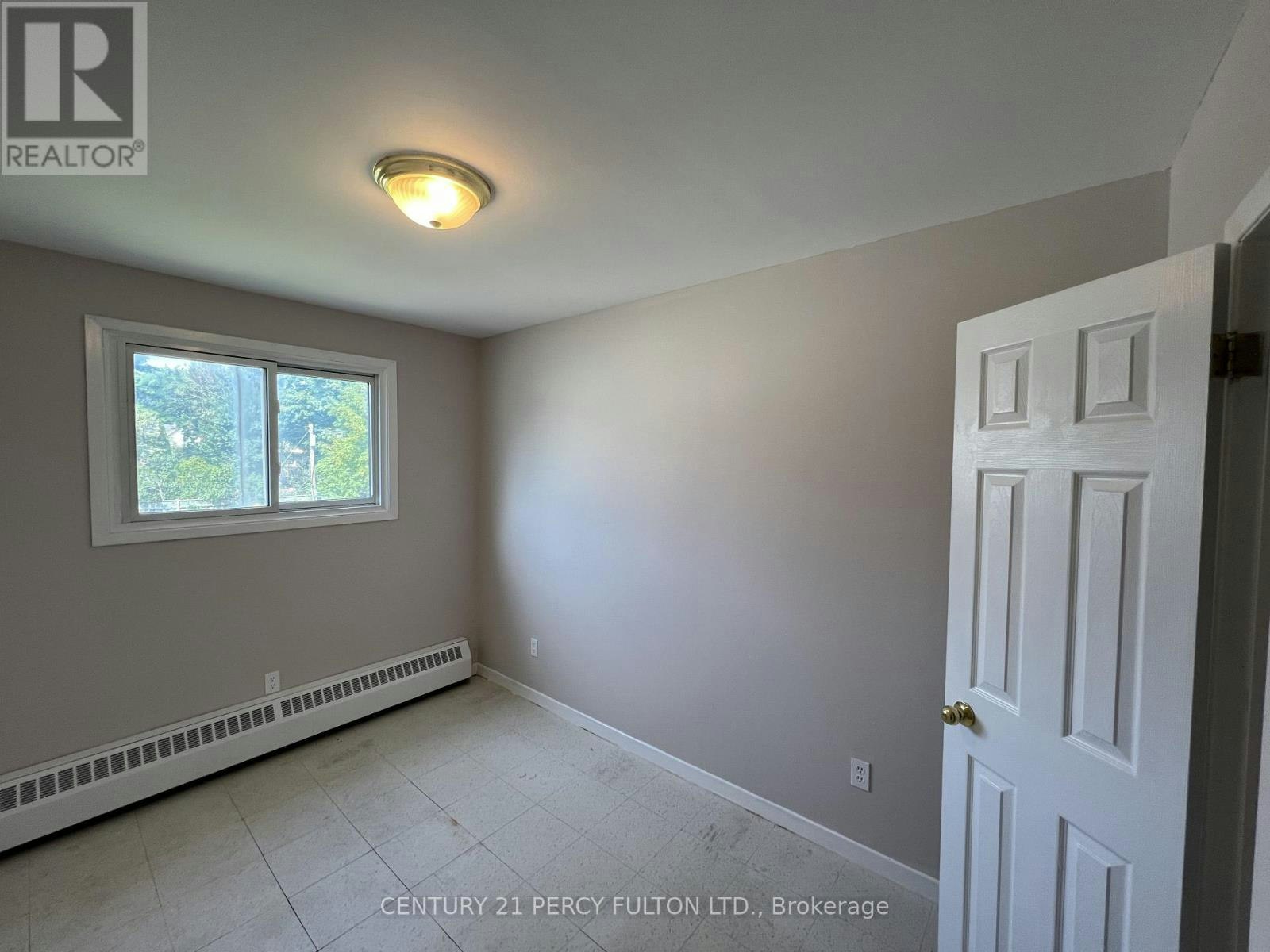 3-86 Brock Street E, Oshawa, ON, L1G 1S1 - 5
