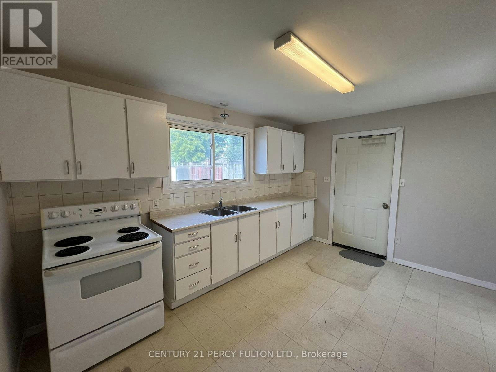 3-86 Brock Street E, Oshawa, ON, L1G 1S1 - 10