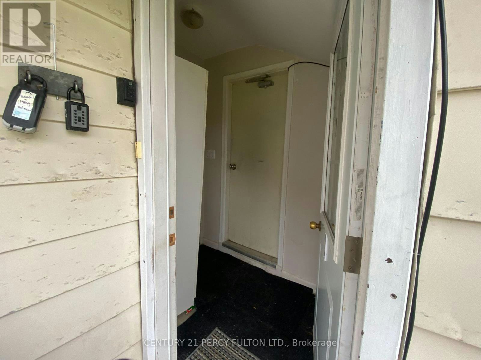 3-169 Mary Street N, Oshawa, ON, L1G 5C1 - 2