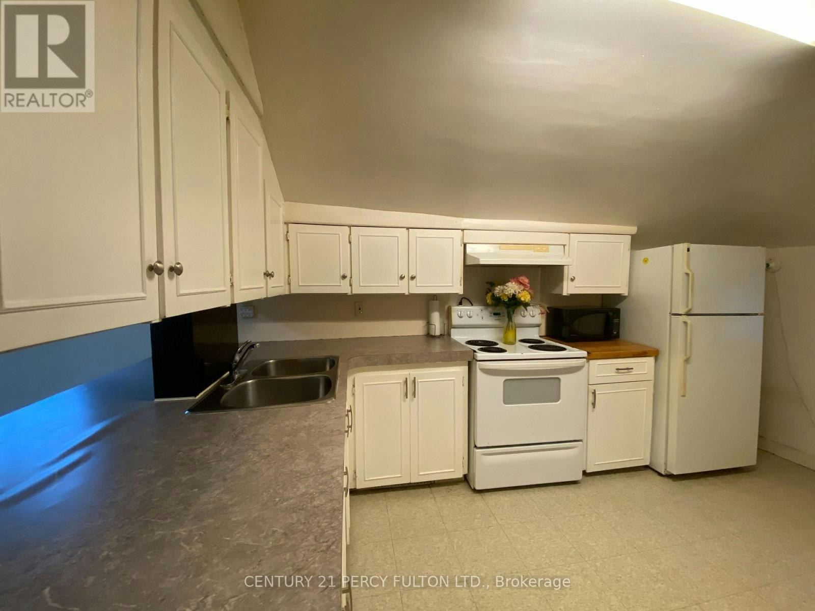 3-169 Mary Street N, Oshawa, ON, L1G 5C1 - 5