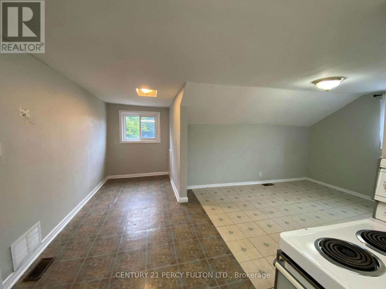 1-169 Mary Street N, Oshawa, ON, L1G 5C1 - 9