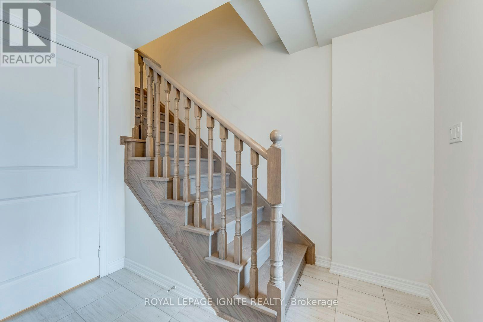 446 Salem Road S, Ajax, ON, L1S 0G9 - 4