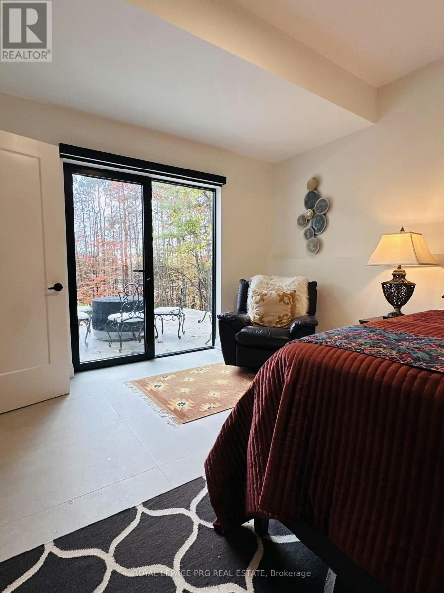 4B Pierce Court, Springwater, ON, L9X 0J4 - 11