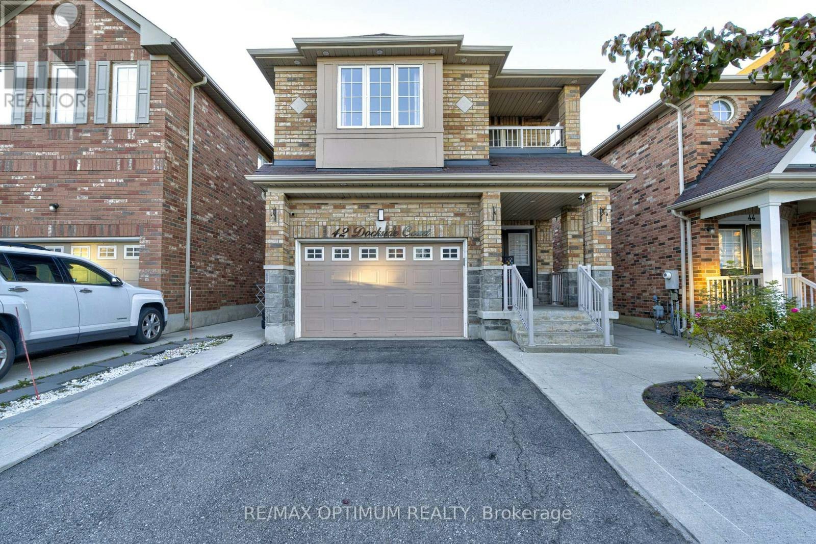 42 Dockside Court, Brampton, ON, L6Z 0G3