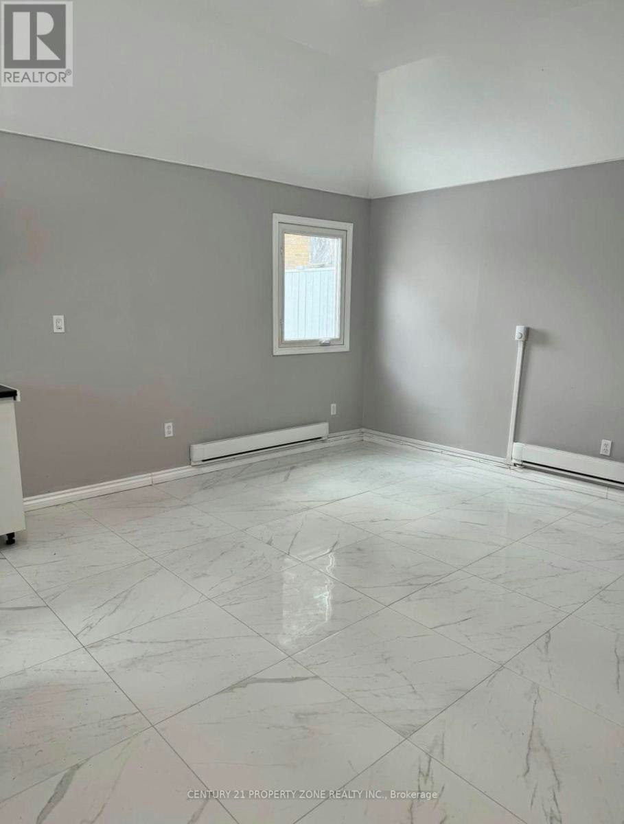 477 Melvin Avenue, Hamilton, ON, L8H 2L8 - 7