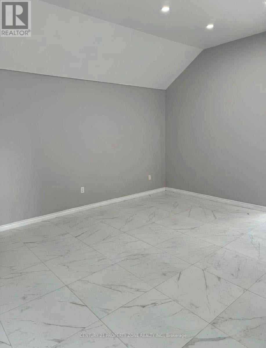477 Melvin Avenue, Hamilton, ON, L8H 2L8 - 5