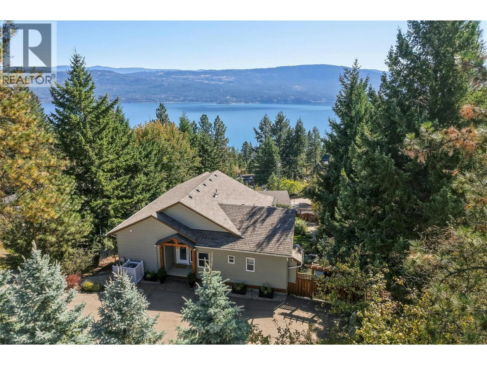 642 Mountain Drive, West Kelowna, BC, V1H 2B7