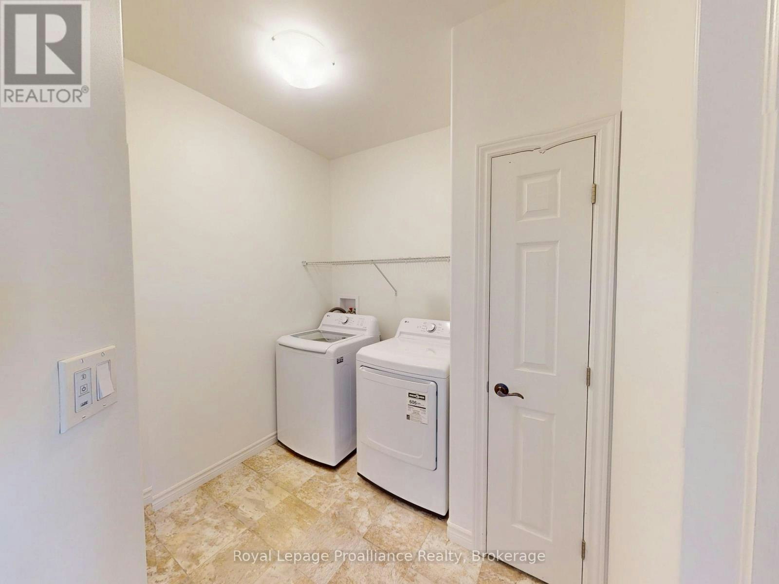 58 Ledgerock Court, Quinte West, ON, K8R 1G3 - 16