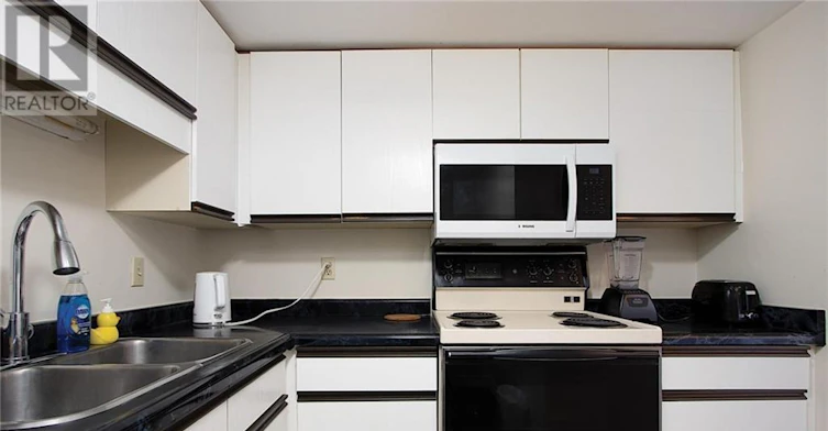 305-1510 Richmond Street, London, ON, N6G 4V2 - 10