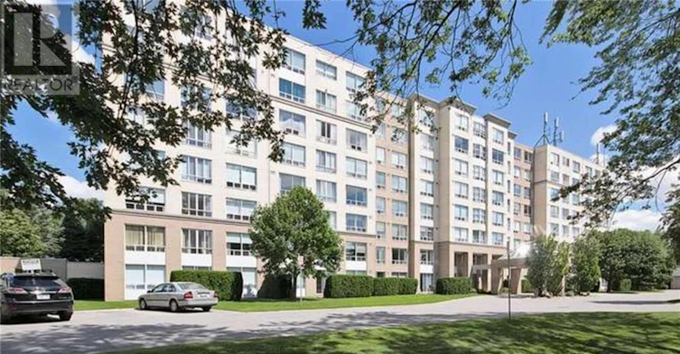 305-1510 Richmond Street, London, ON, N6G 4V2 - 2