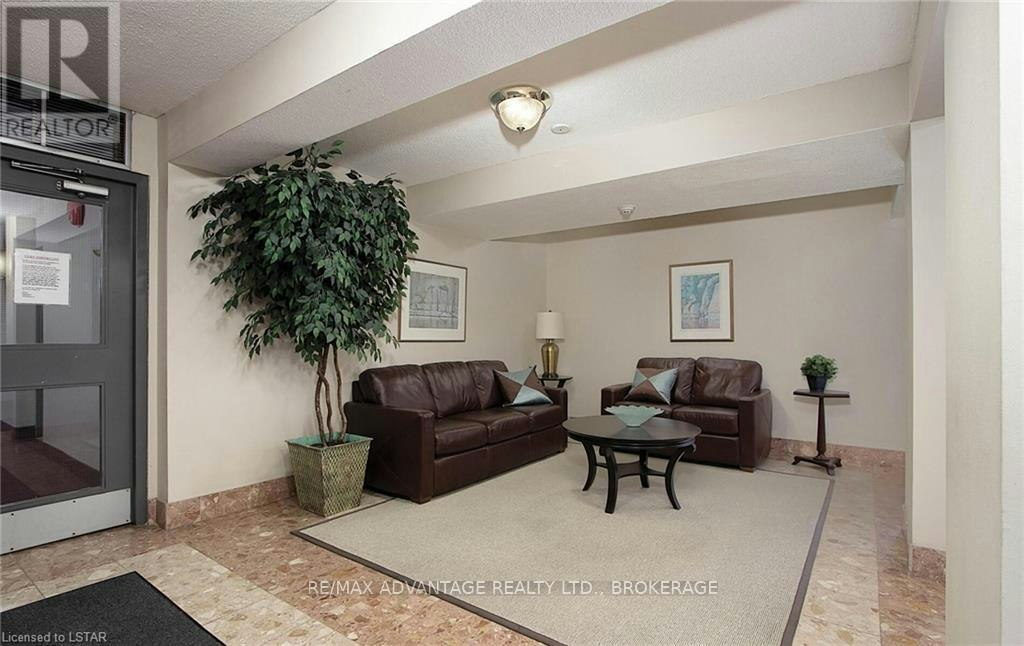 305-1510 Richmond Street, London, ON, N6G 4V2 - 4