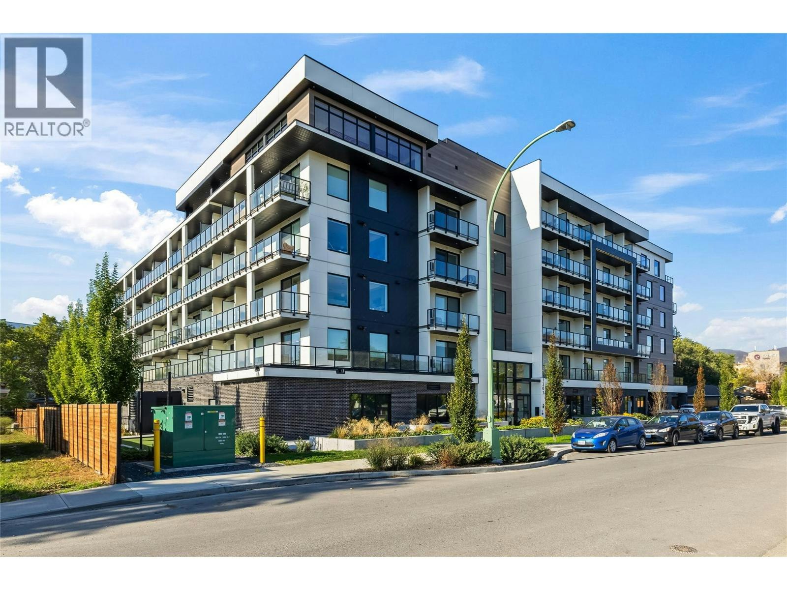 445-1274 Devonshire Avenue, Kelowna, BC, V1Y 0M7