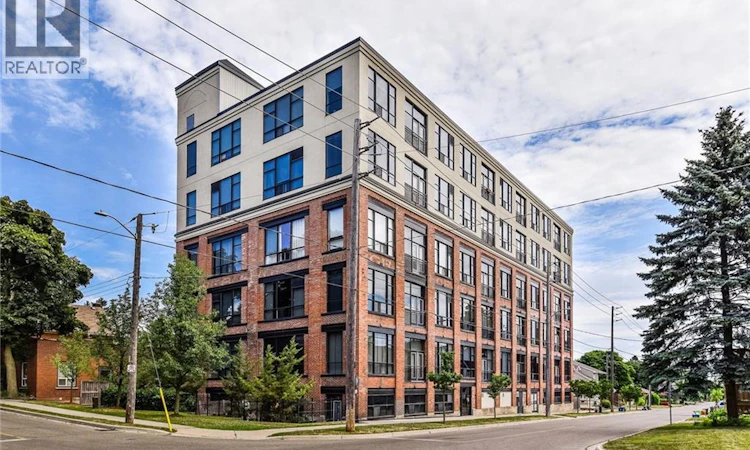 105-120 Mansion Street