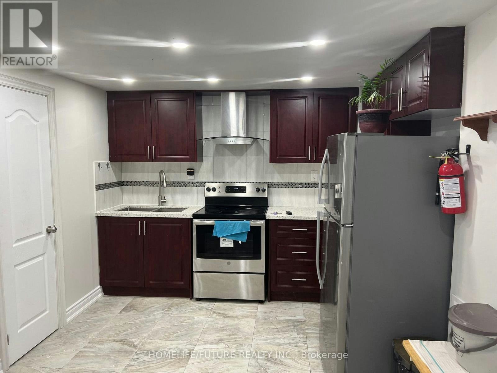 BSMT-91 Hurst Drive, Ajax, ON, L1T 0N9 - 2