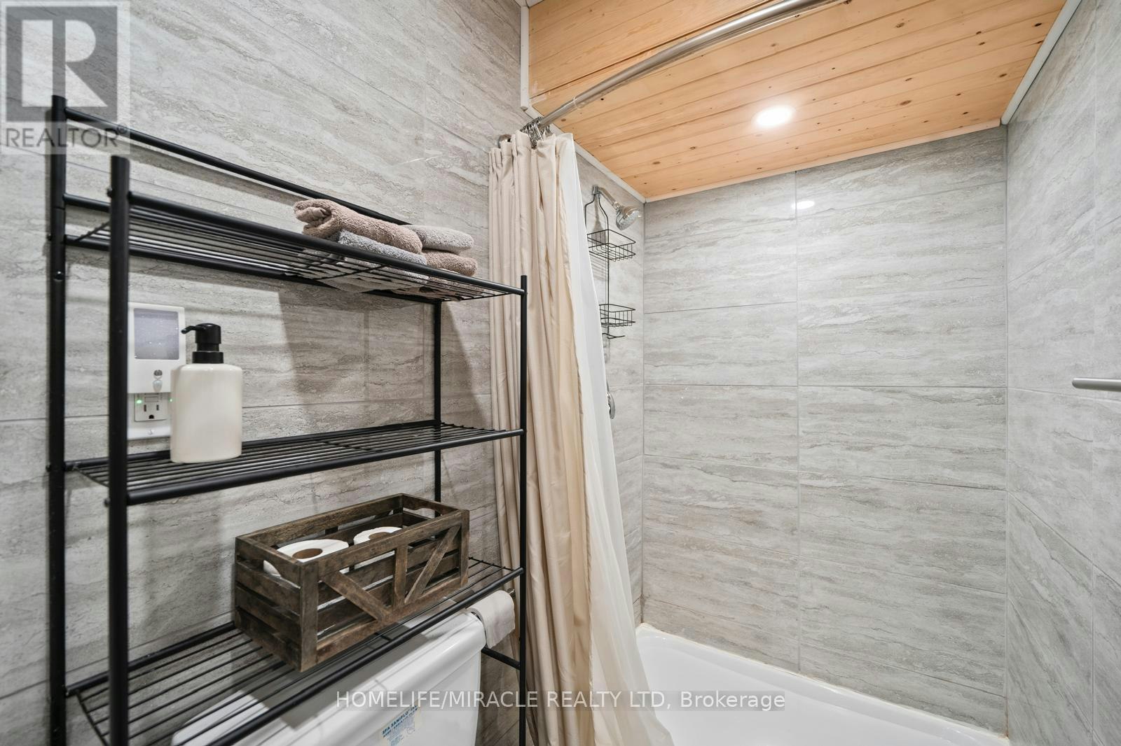 11278 Loyalist Parkway, Prince Edward County, ON, K0K 2T0 - 28