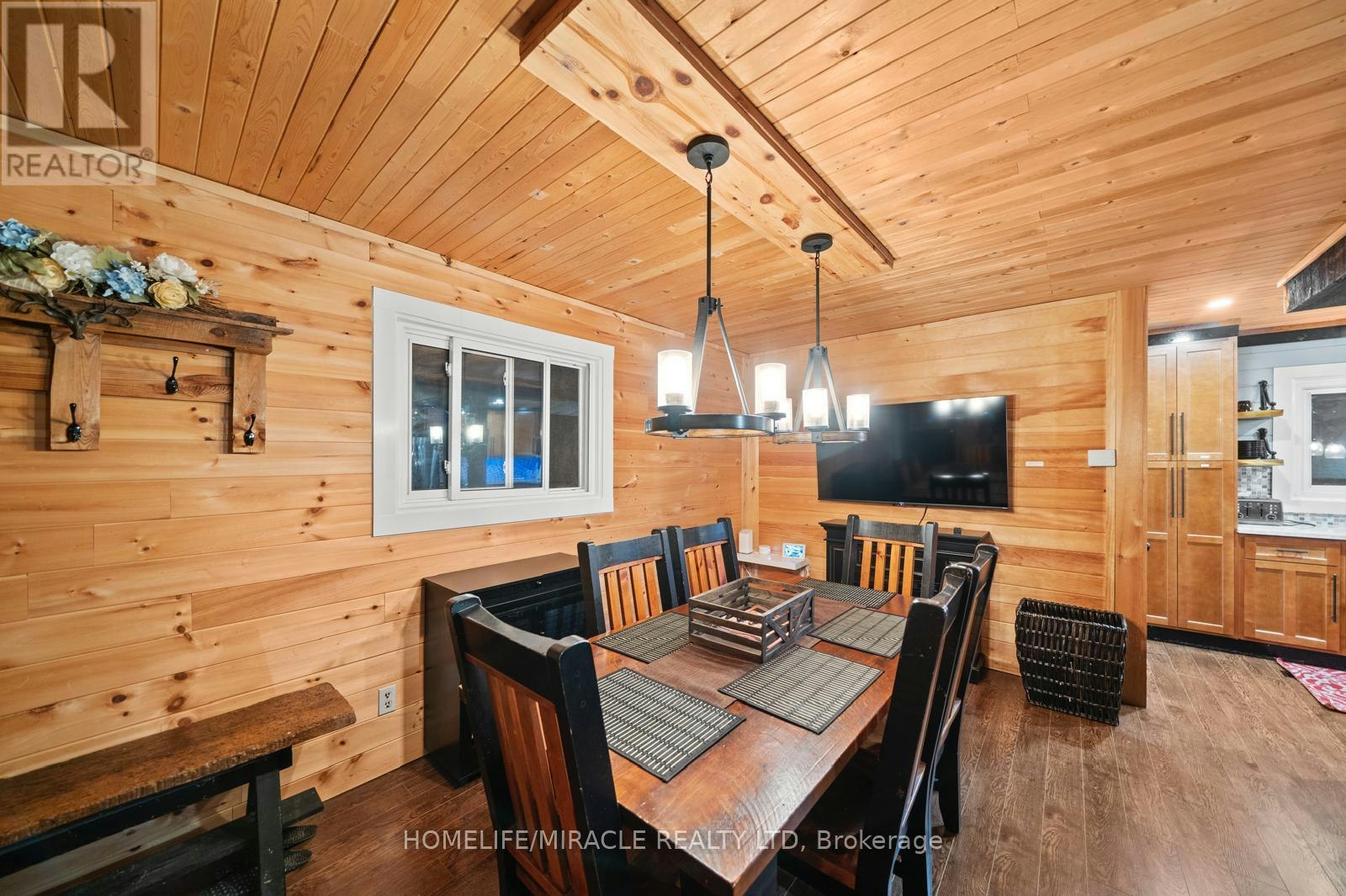 11278 Loyalist Parkway, Prince Edward County, ON, K0K 2T0 - 12