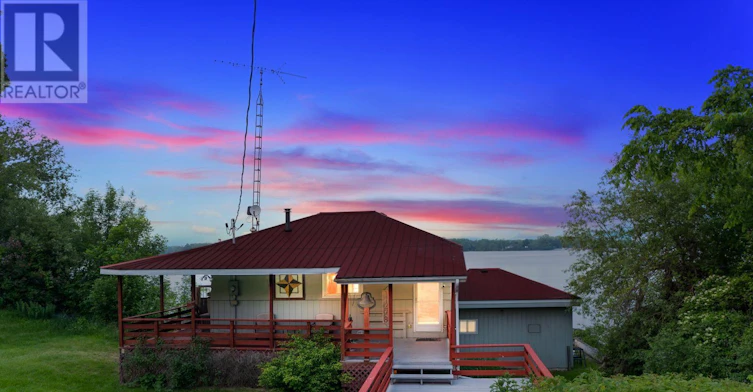 11278 Loyalist Parkway, Prince Edward County, ON, K0K 2T0