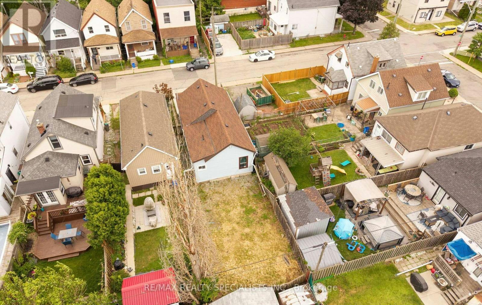 35 Britannia Avenue, Hamilton, ON, L8H 1W5 - 31