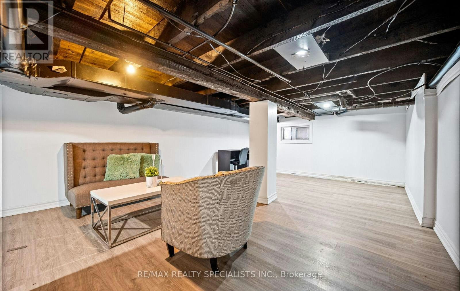 35 Britannia Avenue, Hamilton, ON, L8H 1W5 - 24