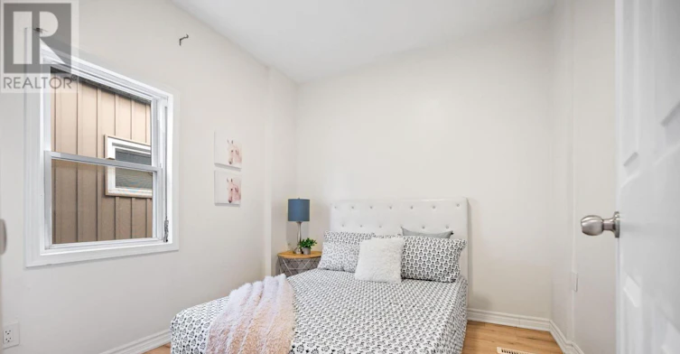 35 Britannia Avenue, Hamilton, ON, L8H 1W5 - 16