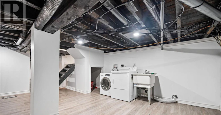 35 Britannia Avenue, Hamilton, ON, L8H 1W5 - 27