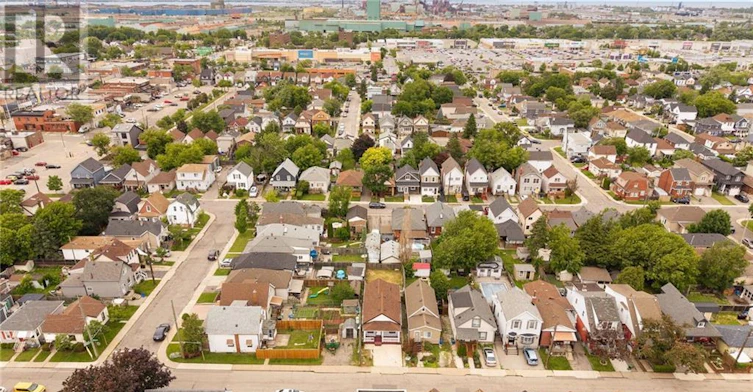 35 Britannia Avenue, Hamilton, ON, L8H 1W5 - 2