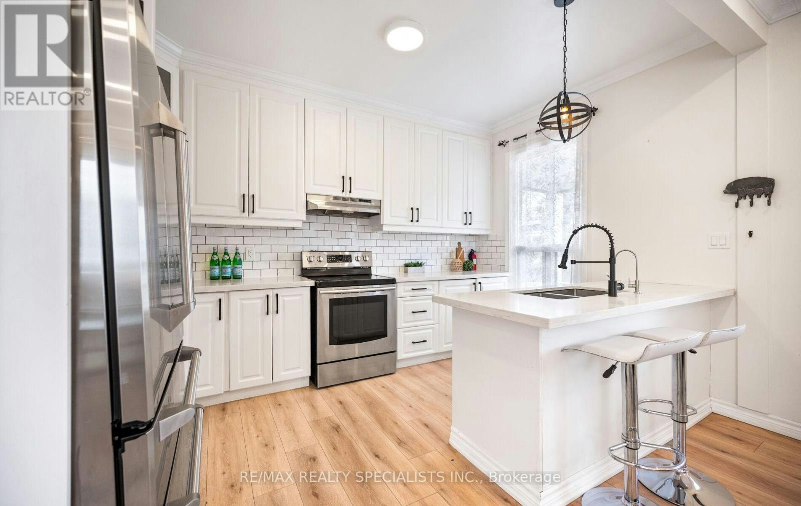 35 Britannia Avenue, Hamilton, ON, L8H 1W5 - 13