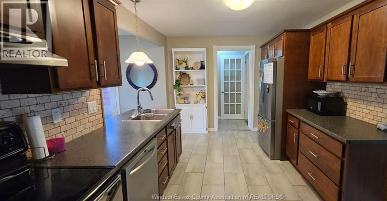 1175 Stuart Boulevard, Lasalle, ON, N9J 1Y3 - 8