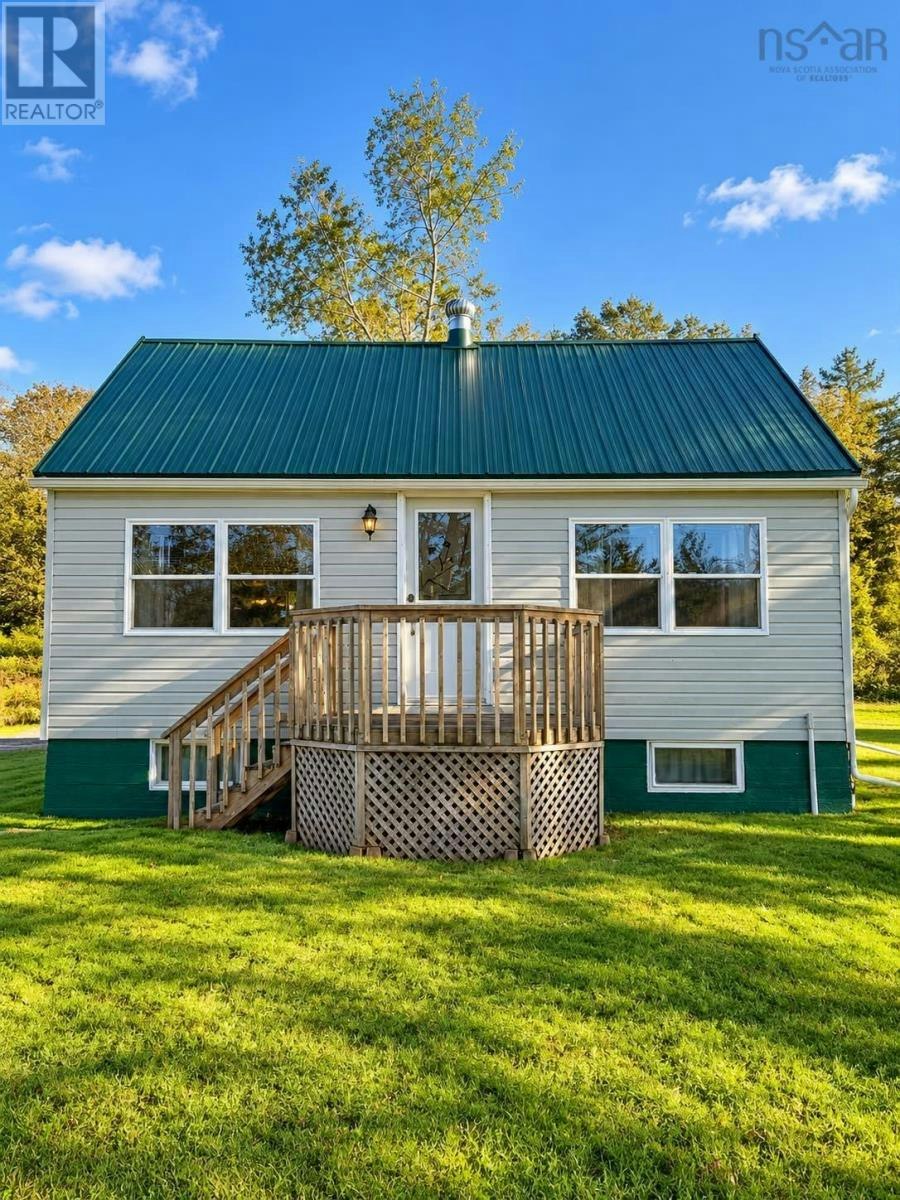 6144 4 Highway, Linacy, NS, B2H 5C4