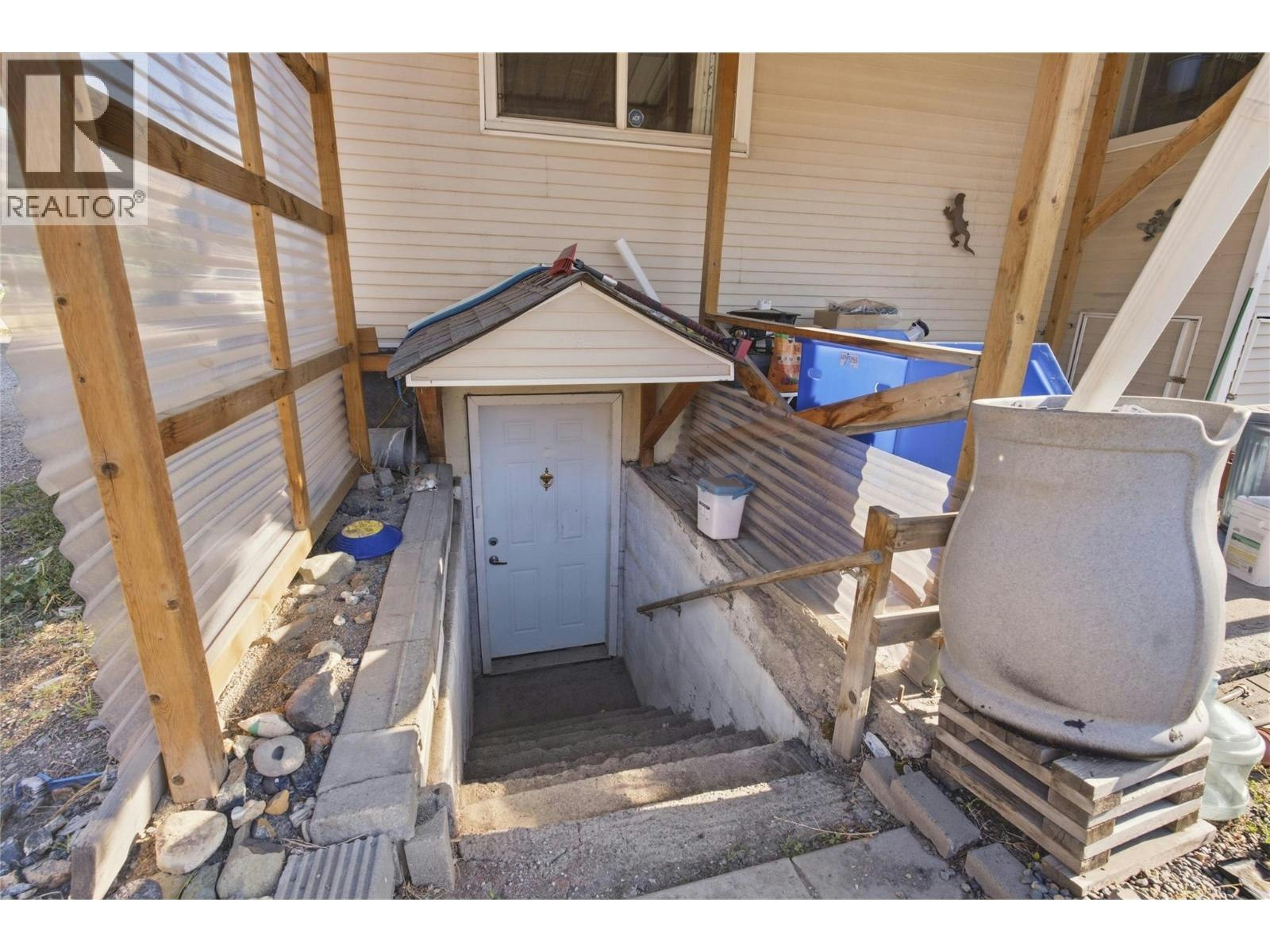1205 Stage Road, Cache Creek, BC, V0K 1H0 - 39