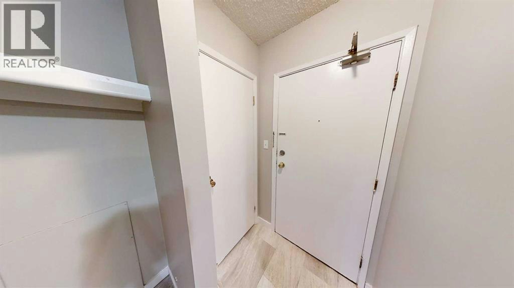 102-9515 100 Avenue, Grande Prairie, AB, T8V 0S8 - 2