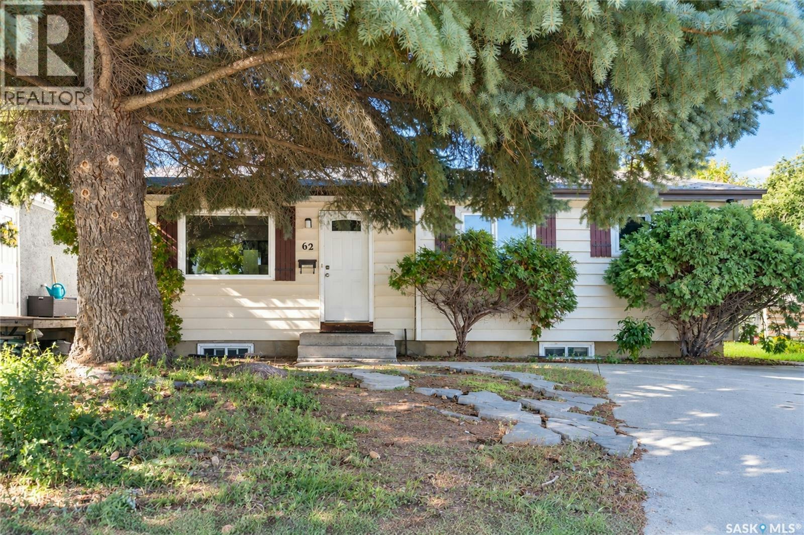 62 Ramsay Court, Saskatoon, SK, S7H 4H1