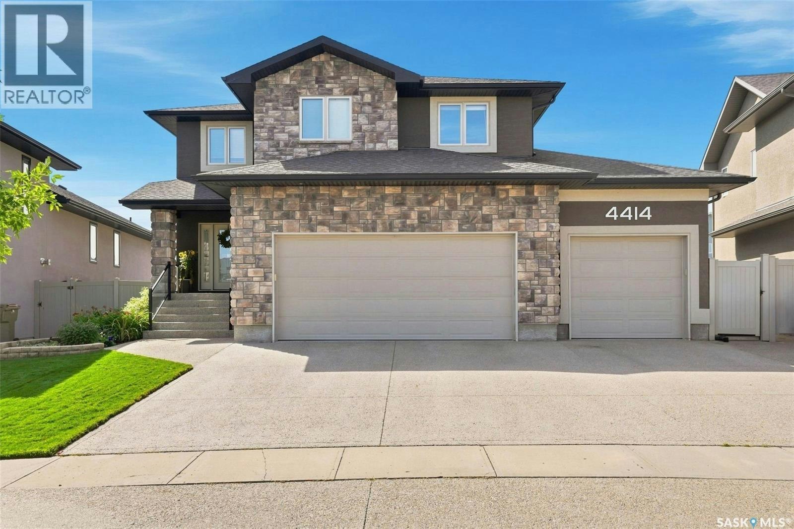 4414 Sandpiper Crescent E, Regina, SK, S4V 1N3