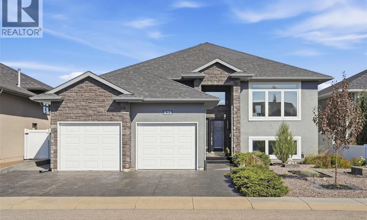 424 Faldo Crescent