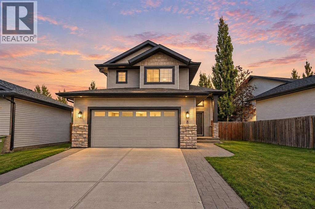 8 Irving Crescent, Red Deer, AB, T4R 3R9