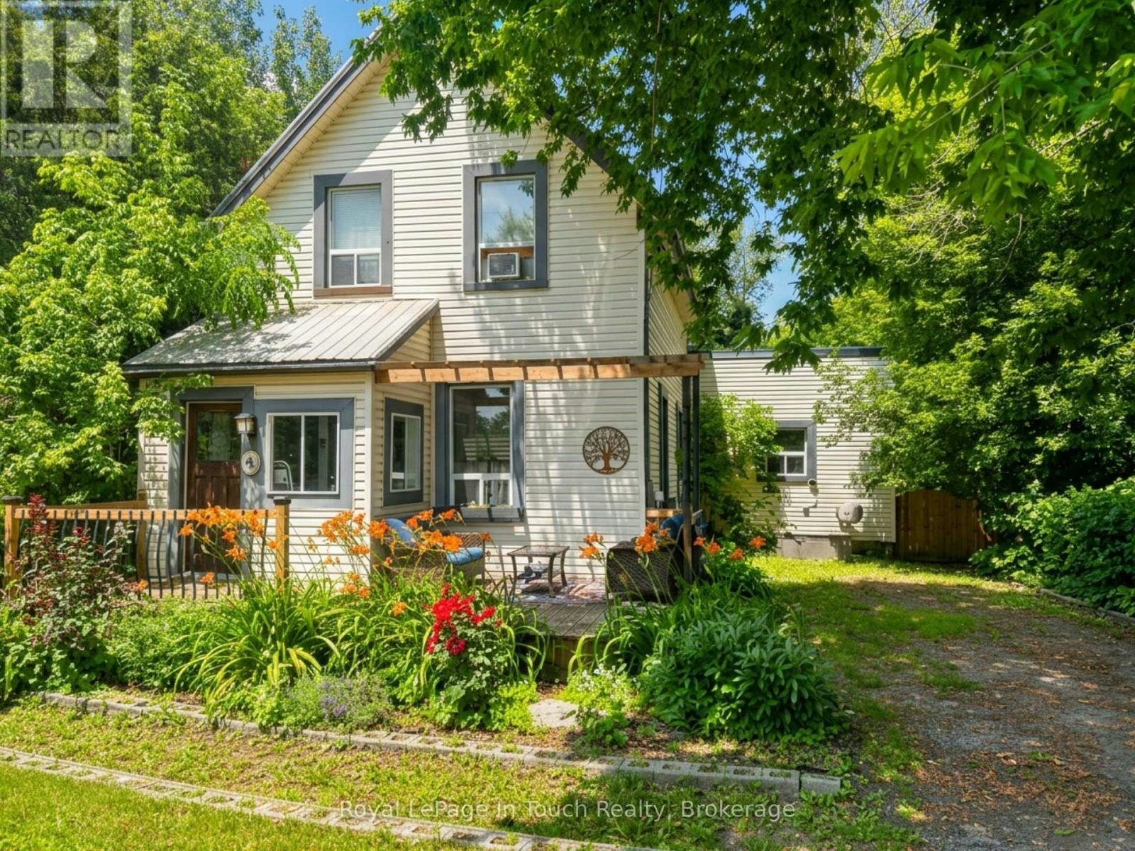 4 Gray Street, Severn, ON, L0K 1E0