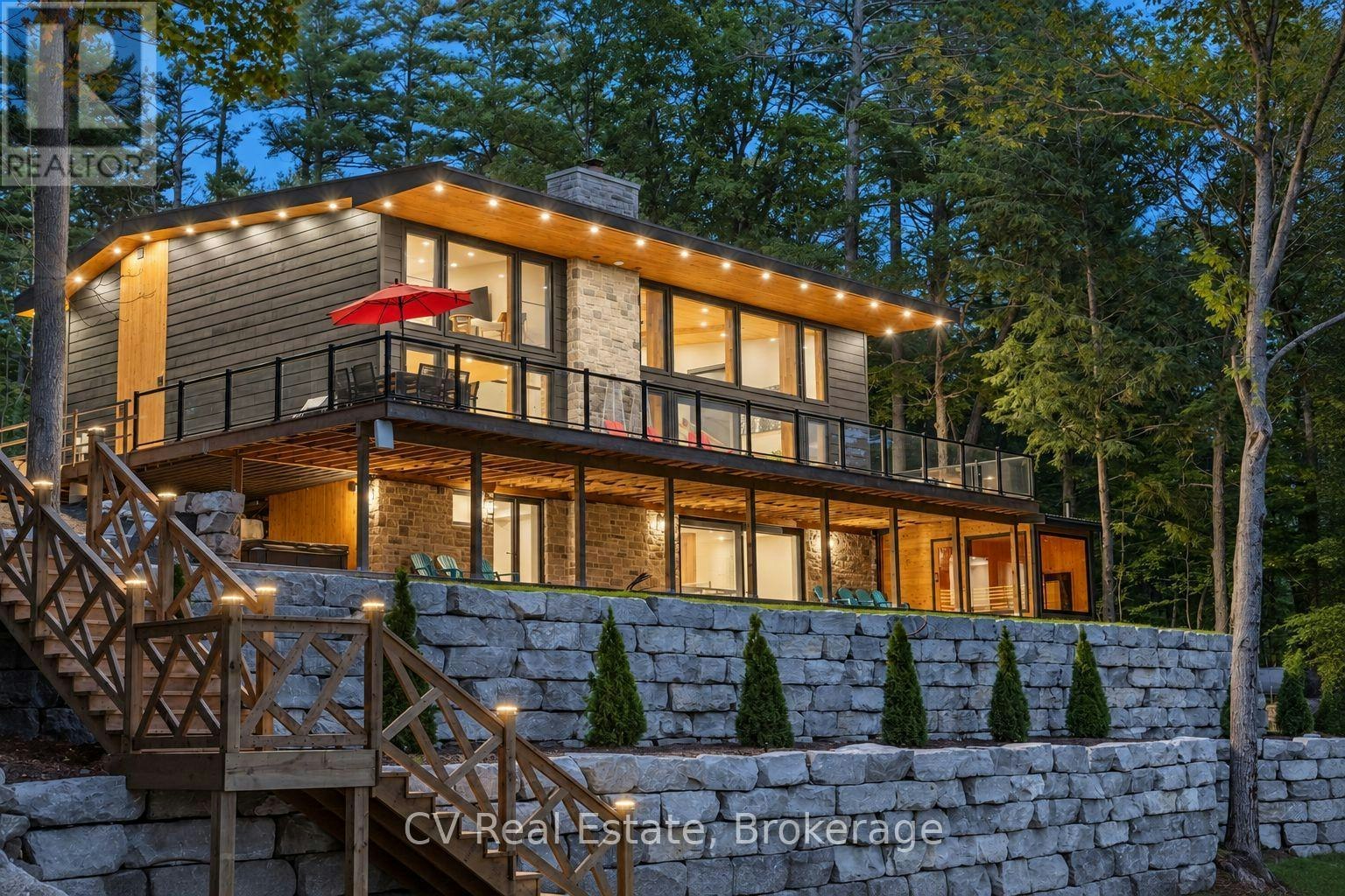 1009 Donaldson Street, Lake of Bays, ON, P0A 1E0