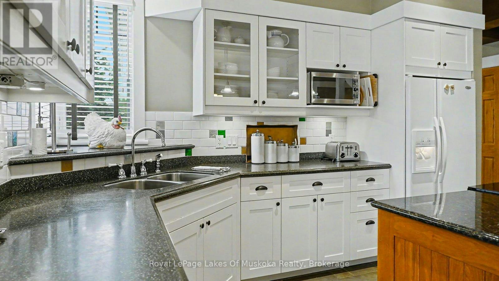 VILLA 9-1 1020 Week Birch Glen Road, Lake of Bays, ON, P0B 1A0