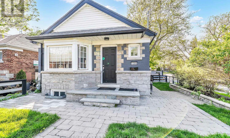 1306 Kingston Road